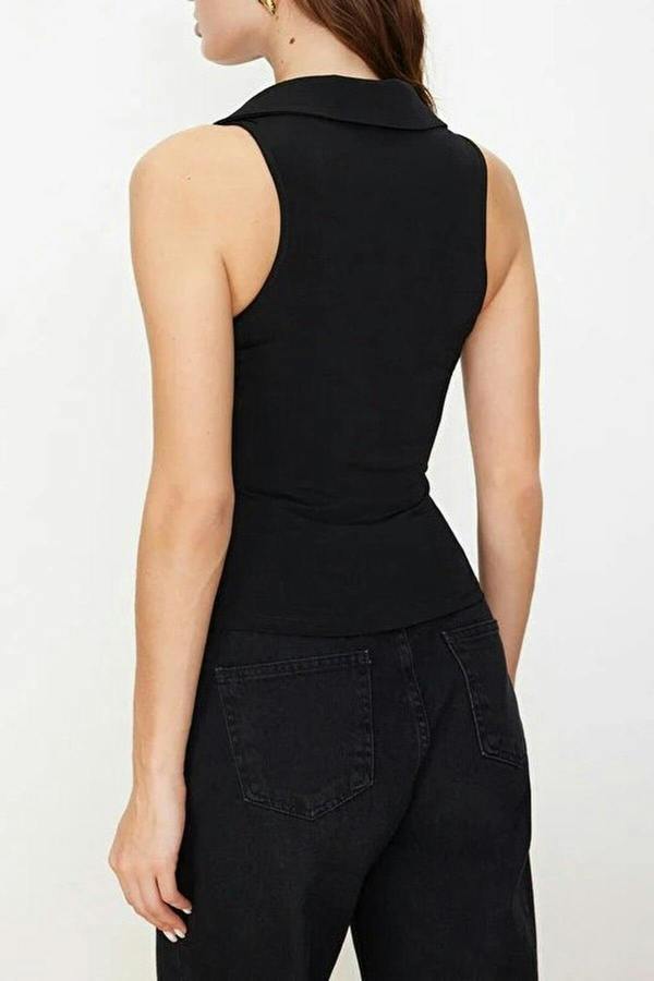 WOVCOR Fitted Polo Collar Stretch Knit Blouse