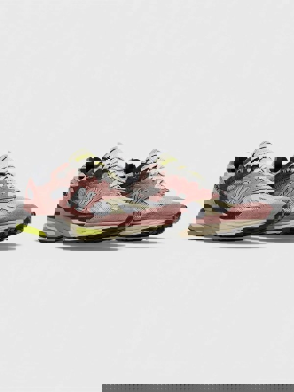 New Balance 991v2 Made in England Rosewood