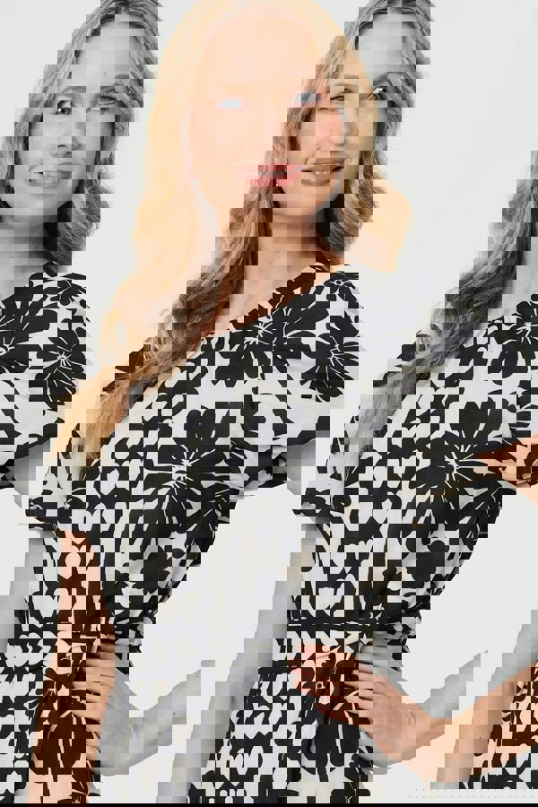 Black | Heart Print Tie Waist Short Skater Dress
