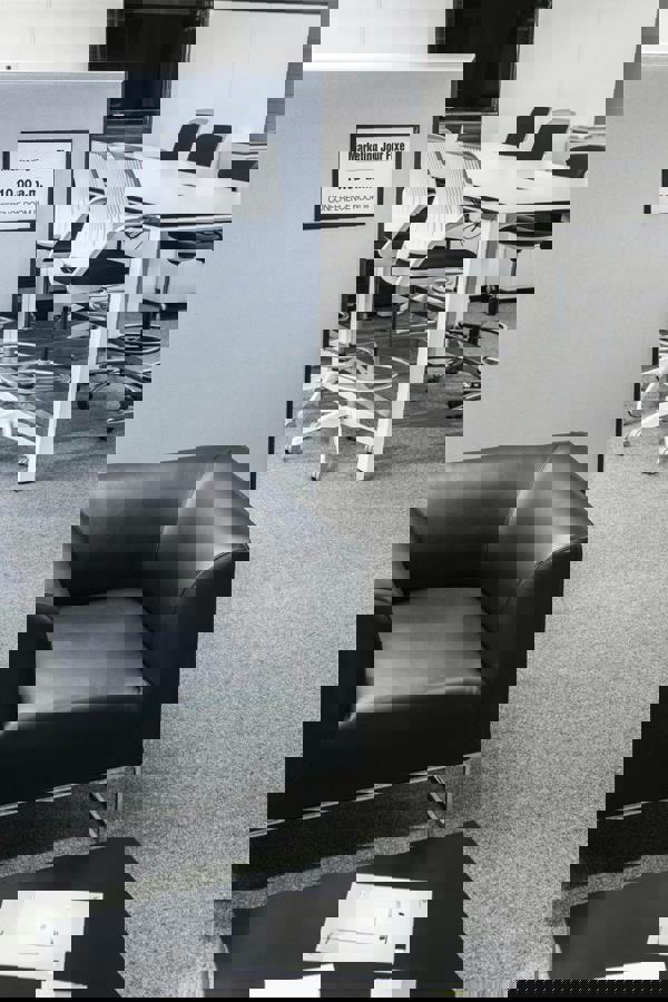 Durable DURAFRAME GRIP Fabric Adhesive Magnetic Signage Frame | A4 | Black