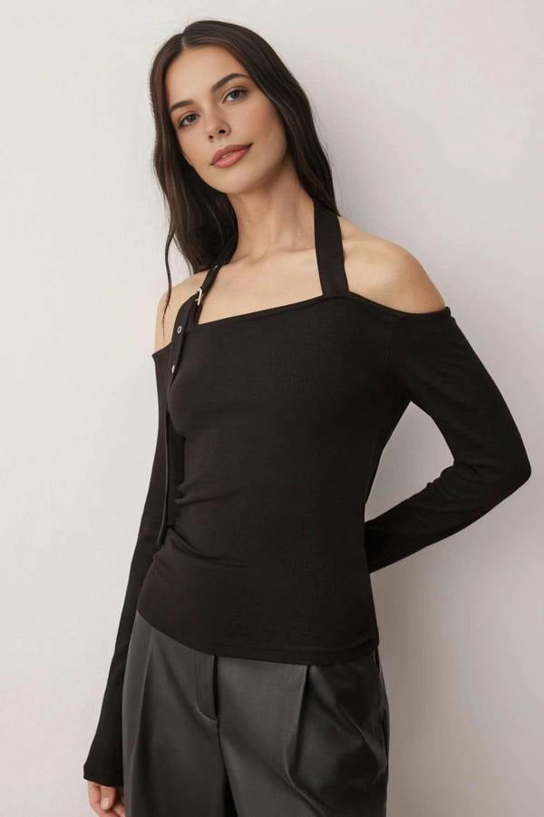 WOVCOR Fitted Knitted Blouse with Accessory Belt Detail
