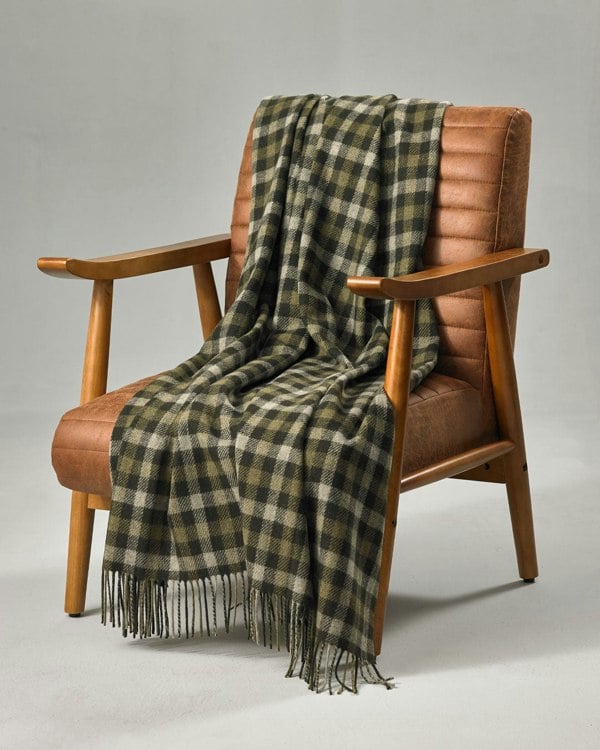 Joshua Ellis Classic Check Tassel Hem Cashmere Throw