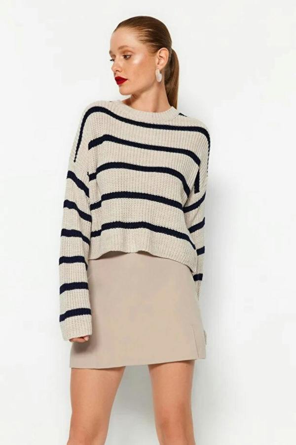 Hoxton Gal Cropped Basic Striped Oversized Knit Sweater