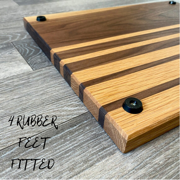 Giraffes & Craftz Black Walnut & Oak Cutting Board - Layered Handmade Wooden Chopping Board with Non-Slip Feet