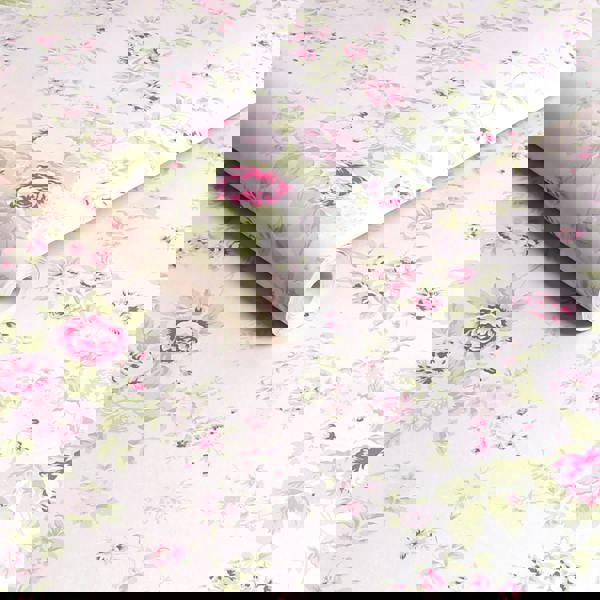 Shabby Chic Rachel Ashwell Wild Flower Wallpaper | Pink