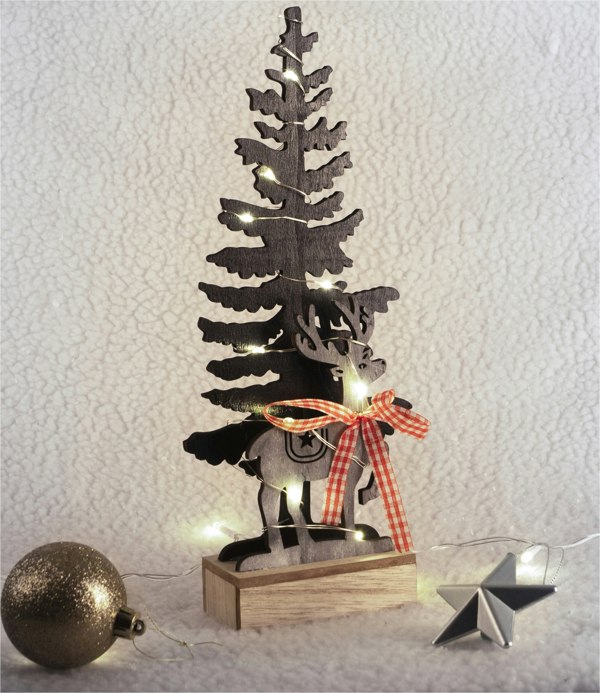 St Helens Festive Tree Light Effect