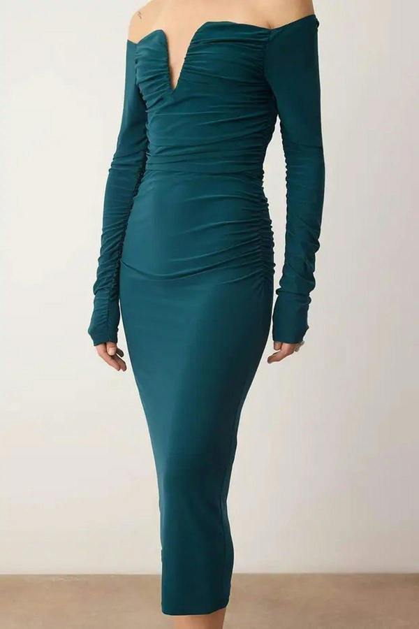WOVCOR Fitted Carmen Neck Knitted Dress