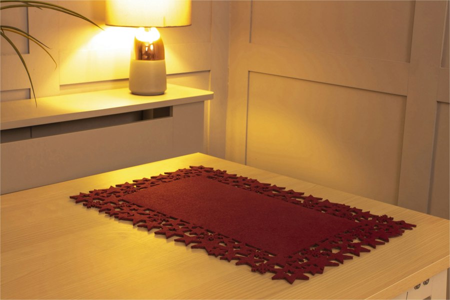 St Helens Felt Table Mats (Pair), Maroon