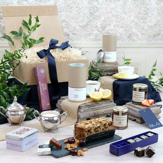 Heather and Bale Easington Tea Hamper