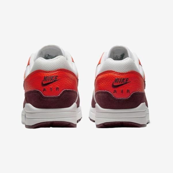 Nike FN6952-102 Sneakers   in  White