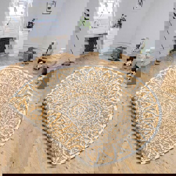 The Rugs Outdoor-Indoor Reversible Round Rug: Versatility