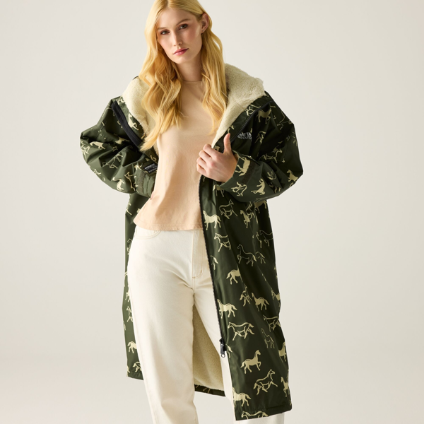 Regatta Unisex Adult Horse Waterproof Changing Robe - Dark Khaki