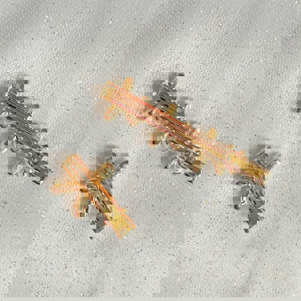 flower girl hair clips with pearl in gold on alligator clips