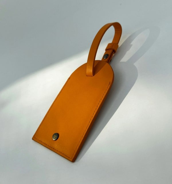 Apatchy London Orange Leather Luggage Tag and AirTag Gift Set