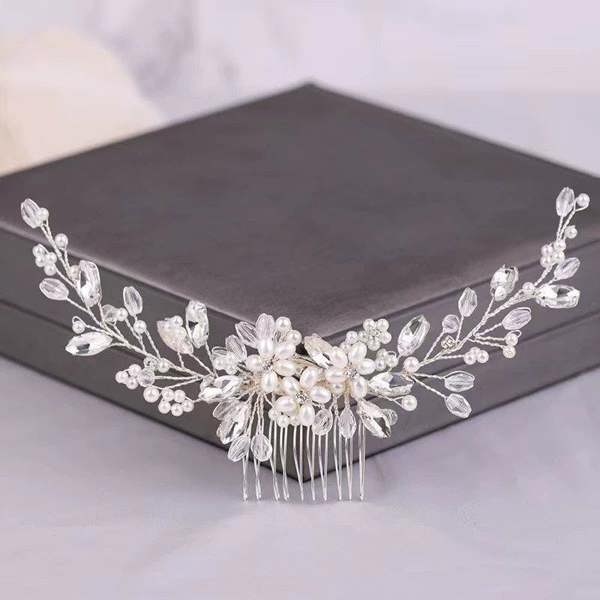 Gold Trip Pearl Flower Hair Comb