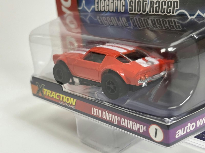 Auto World Slot Cars 1970 Chevy Camaro Red X Traction Flame Throwers HO Scale SC366-1