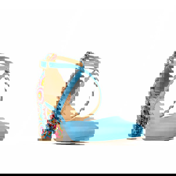 Embassy London Kylie - Light Blue - Women's leather closed toe comfortable 3 inch block heel