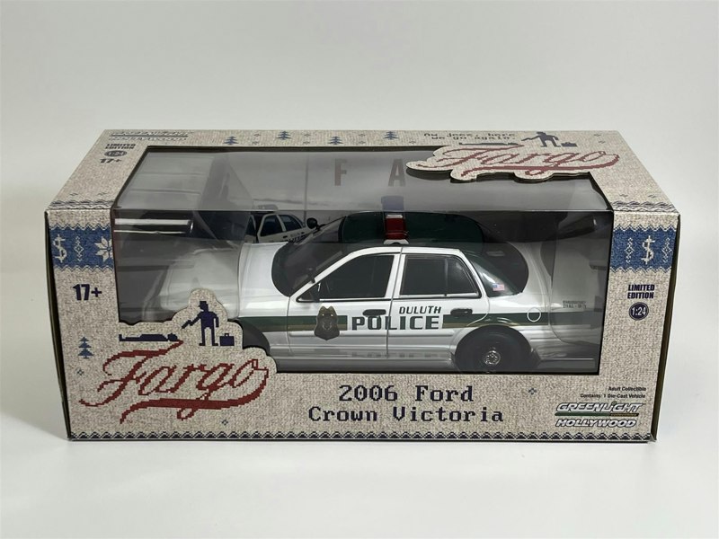 Greenlight Fargo 2006 Ford Crown Victora 1:24 Scale Greenlight 84153