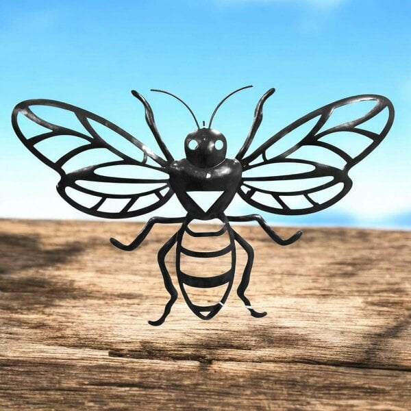 EDH Door Hardware Bee Solar Backlit Wall Art – 21.5 x 34.5 CM | Solar-Powered Metal LED Wall Décor | Weatherproof Honeybee Garden Art for Patio