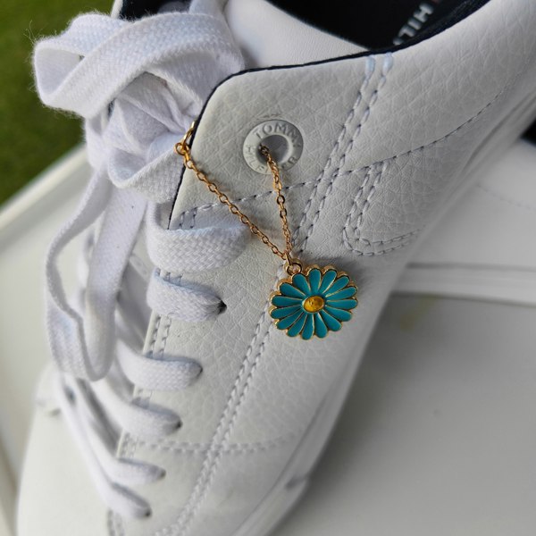 The Colourful Aura Floral Daisy Sunflower Dangle Shoe Lace Sneaker Accessories Summer Skate Charm