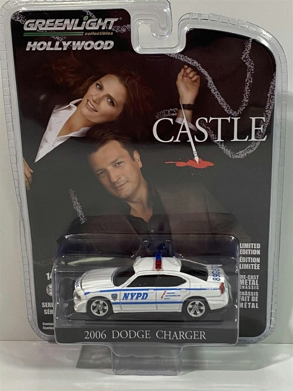 castle 2006 dodge charger 1:64 scale greenlight 44900d 44900