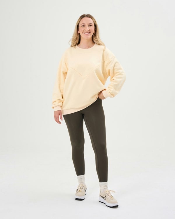 Pretty Mama Essential Oversized Breastfeeding Sweatshirt - Buttermilk