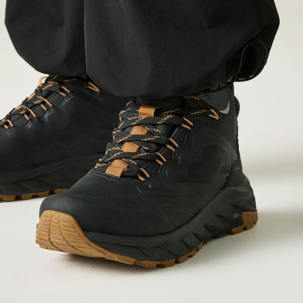 Regatta Mens Derino Mid Cut Walking Boots - Black/Rubber