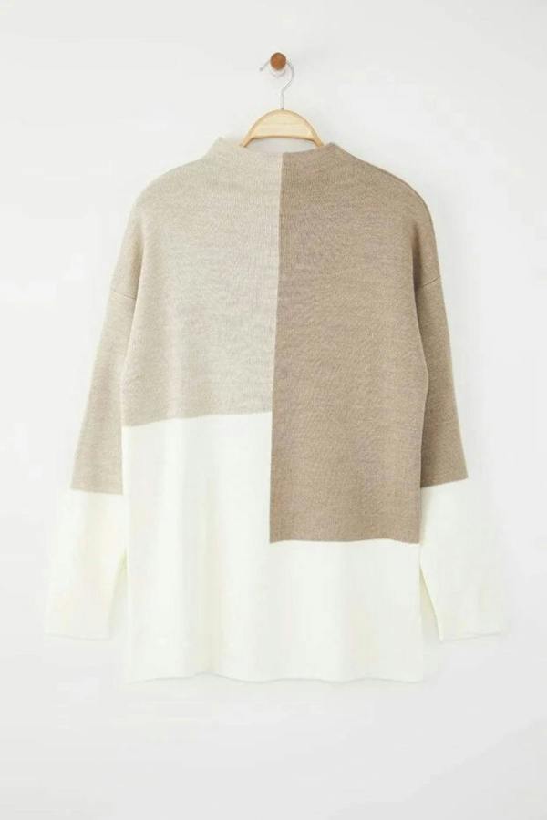 Hoxton Gal Blocked High Neck Knit Sweater