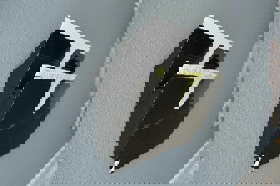 Durable A4 Magnetic Literature Holder | Dual Wall Display | FLEXIPLUS | Black