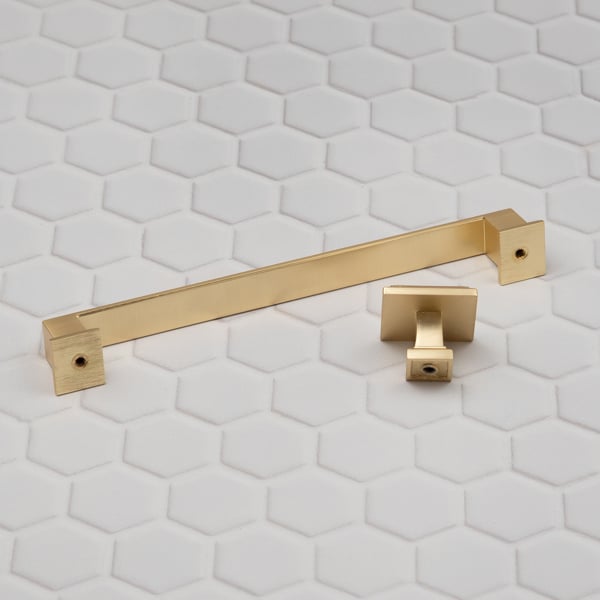 Handle & Home Brushed Brass Square Handle and Coordinating Knob