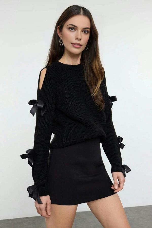 WOVCOR Sleeve Bow Detail Knitted Sweater
