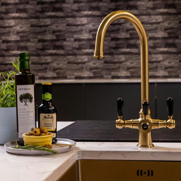 Flode korsa | Traditional Cruciform Style 3 in 1 Instant Boiling Tap | Black Ceramic Levers | Brushed Brass Finish