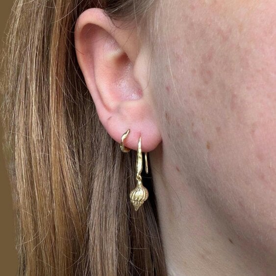 Reeves & Reeves Spiral Shell Earrings