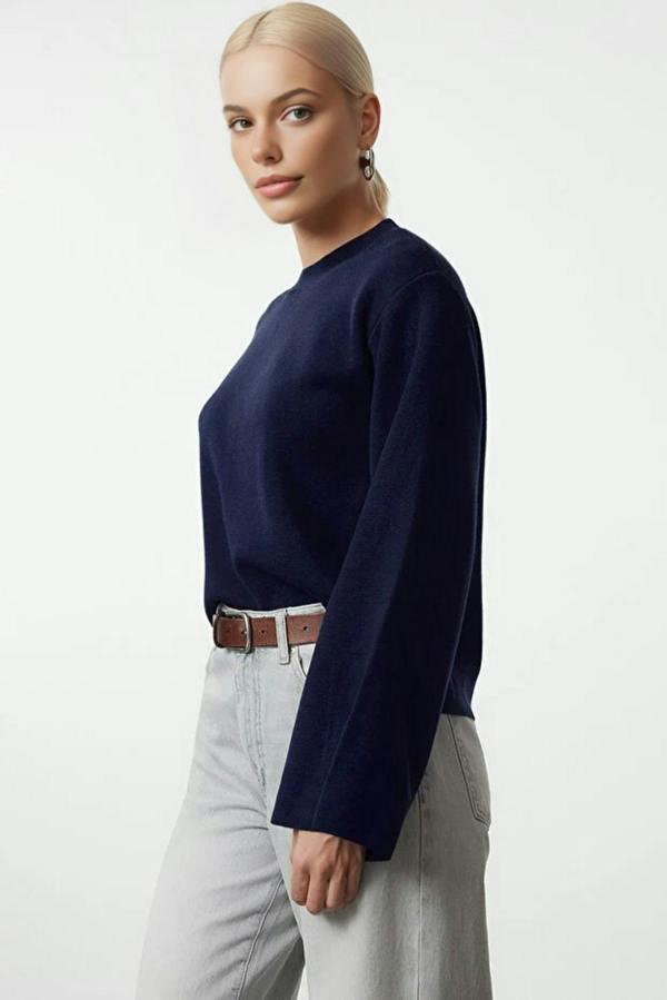 WOVCOR Basic Knit Sweater