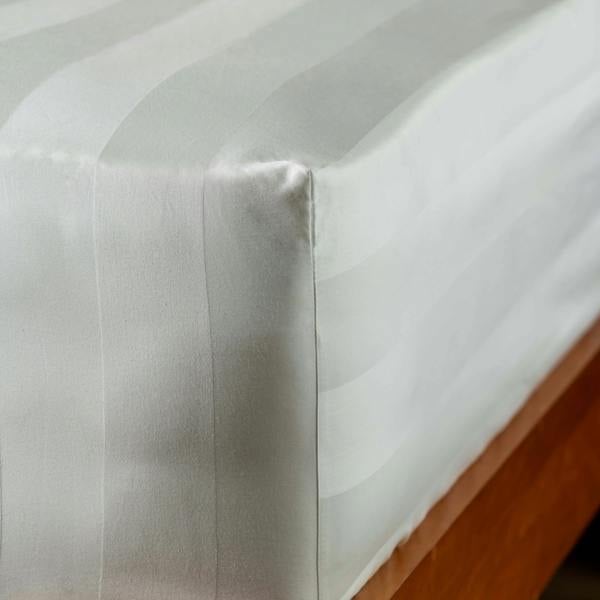White 600 Thread Count Dobby Stripe Egyptian Cotton 40cm Deep Fitted Sheets close-up detail | Soak and Sleep