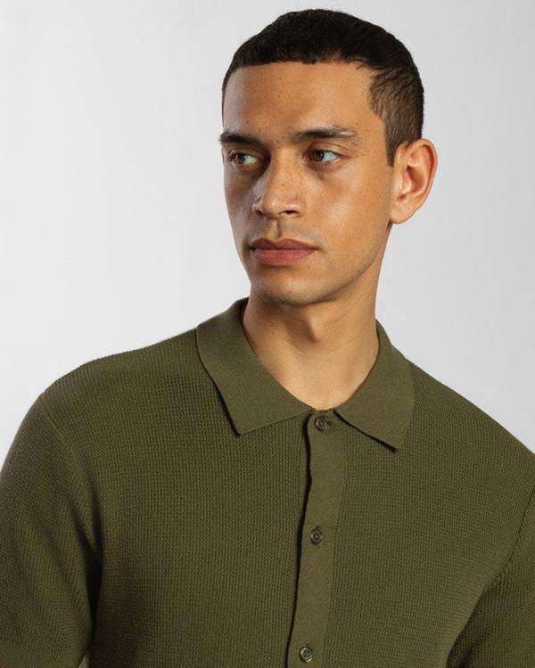 Steel & Jelly Textured Knitted Polo Shirt