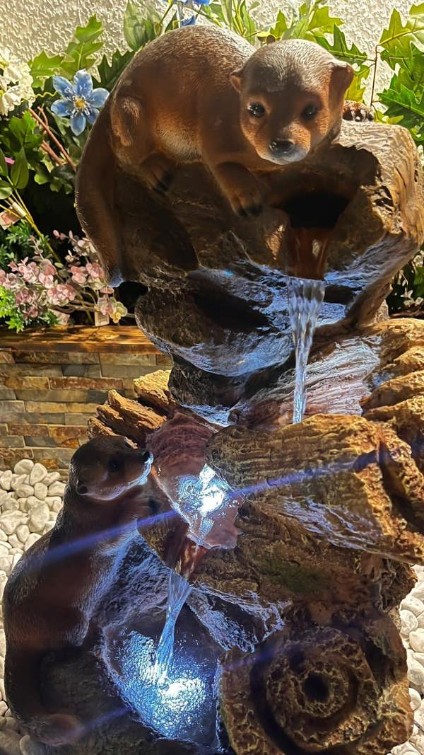 Tranquillity Water Features Curious Otters Animal Animal Fountain Water Feature