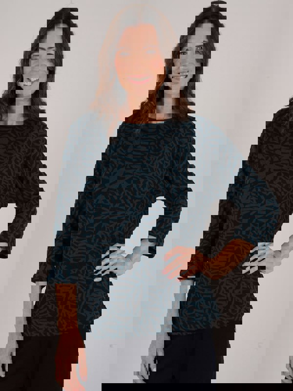 TIGI-Wear Panelled 3/4 Sleeve Top