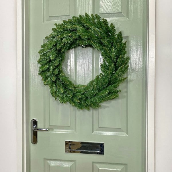 Samuel Alexander 60cm Plain Green Christmas Wreath with 160 Bullet Tips