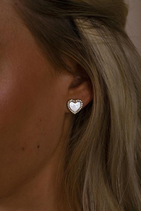 SVNX Diamante & Seashell Heart Earrings In Gold