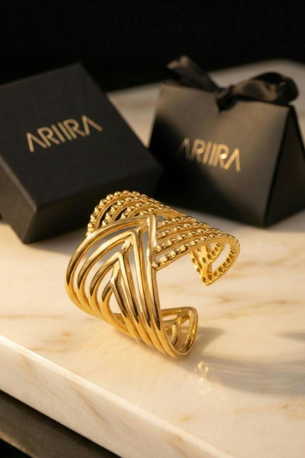 ARIIRA Avalon Gold Tone Geometric Multi Layer