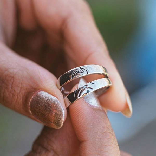 Holding Hands Couple Ring