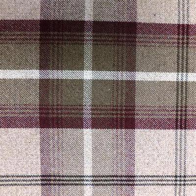 Trinity fabric close-up in Mulberry