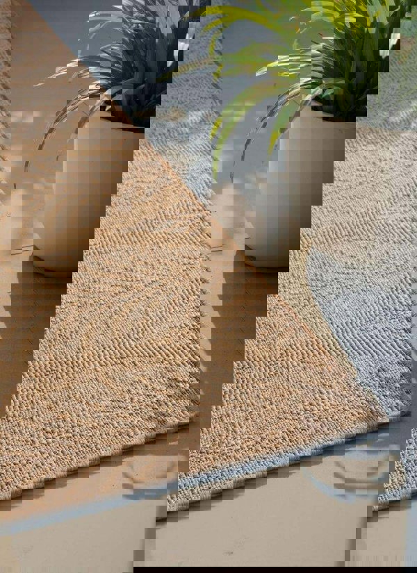 The Rugs Liora Reversible Rug – Indoor & Outdoor Quality