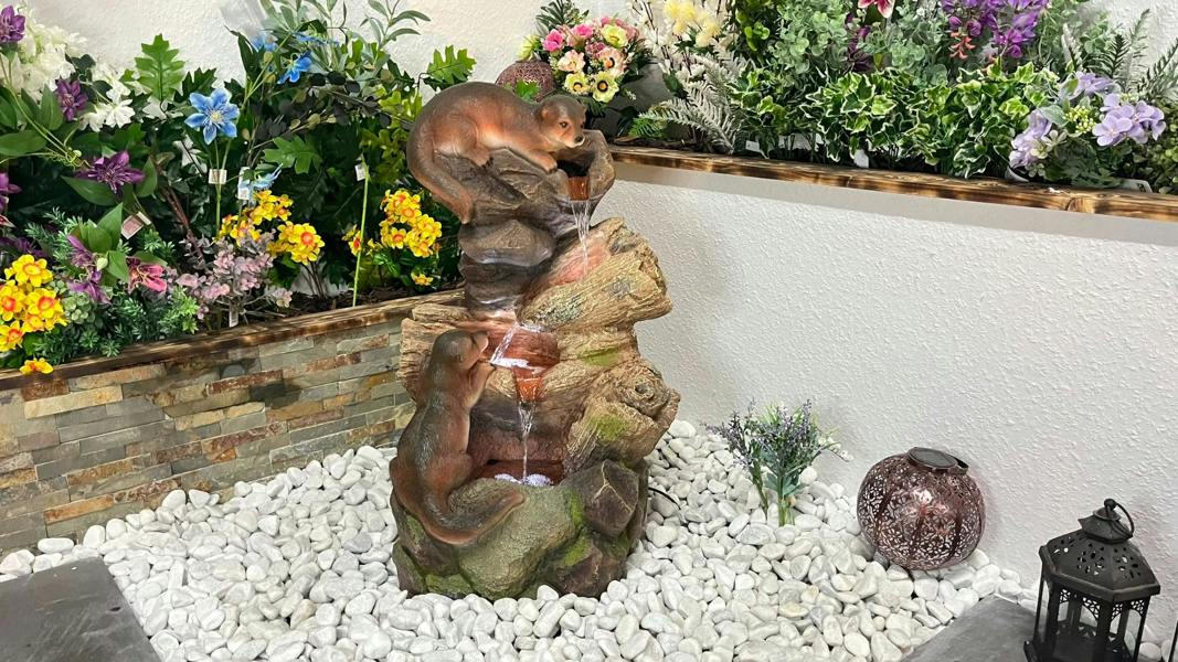 Tranquillity Water Features Curious Otters Animal Animal Fountain Water Feature