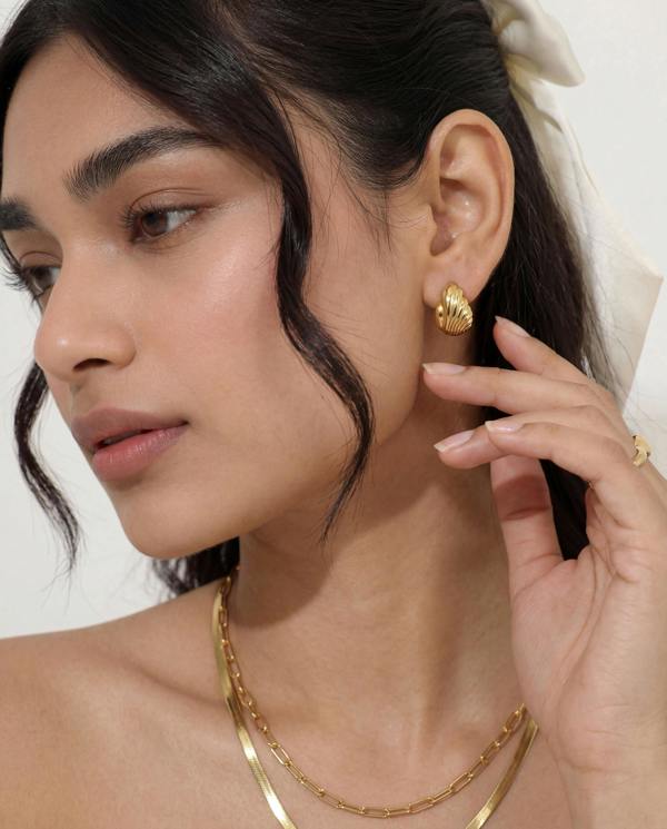 Elk & Bloom Chubby Winged 14K Gold Drop Studs