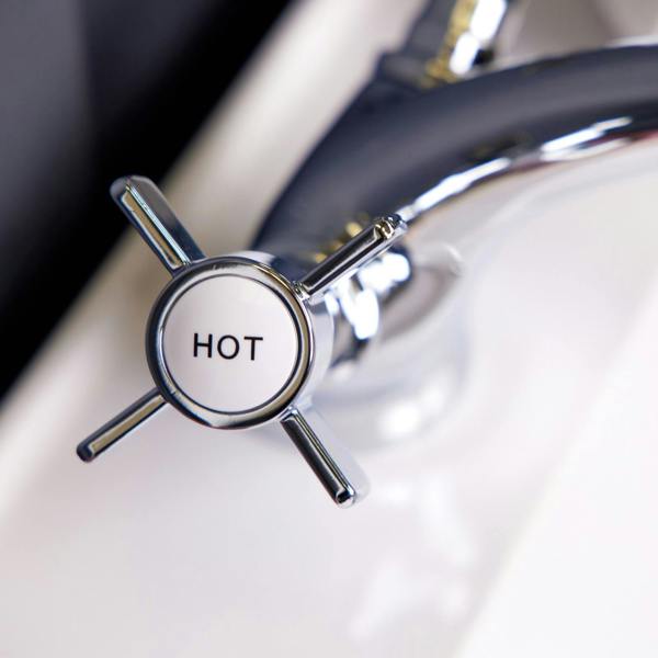Flode Billingen Traditional Mono Basin Mixer Tap- Polished Chrome Finish