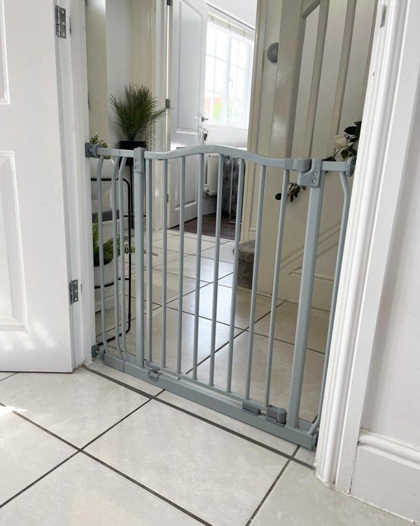 Safetots Curved Top Safety Gate, 71cm - 80cm, Matt Grey, Pressure Fit Stair Gate