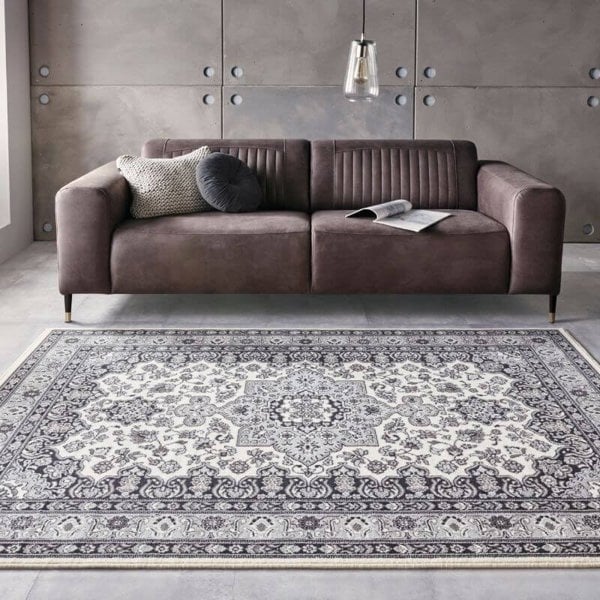 The Rugs Vintage Oriental Low Pile Rug | Classic Charm