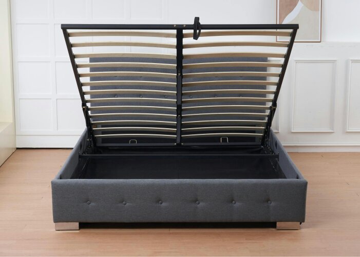 Indoor Living Bed & Mattress king Size - Package Offer